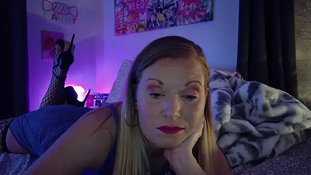 xlilianaxx online show from May 11, 2:50 am