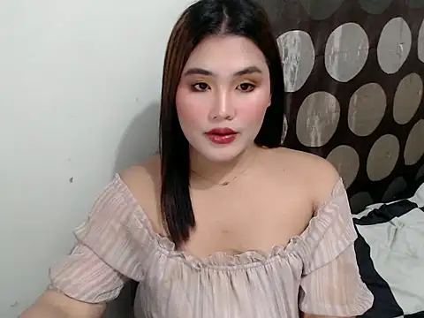 YourBaby Eva online show from April 25, 7:33 pm