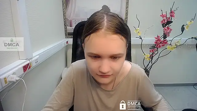 Snapshot of _donnaSia_ chatting on July 12, 6:48 am donnaSia online show from July 12, 6:48 am