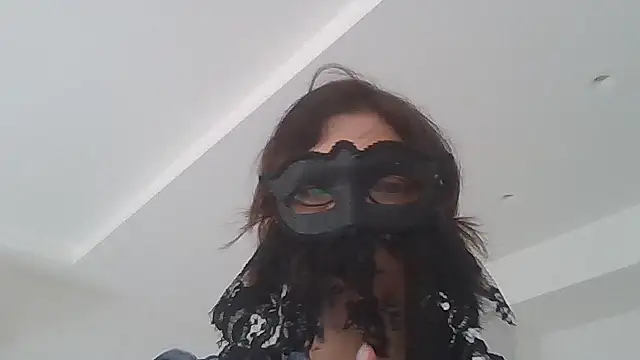 Snapshot of HelenTiAscolta chatting on April 28, 1:38 pm HelenTiAscolta online show from April 28, 1:38 pm