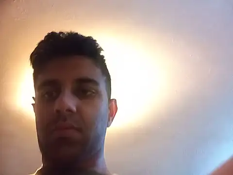 Gayarabtwink33 online show from June 27, 12:10 pm