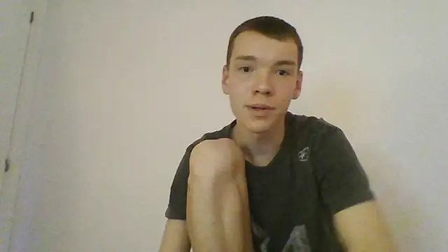 aaron stonee online show from April 26, 8:28 pm