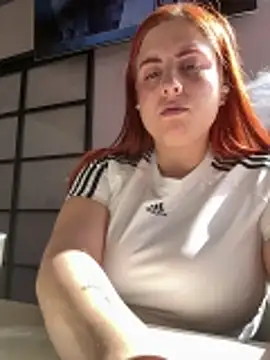 lumazzy online show from May 19, 3:51 pm