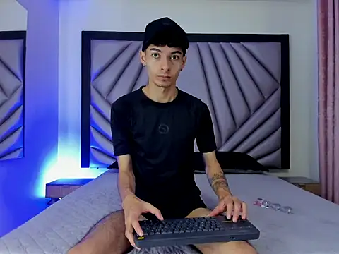 Yefersonyoss online show from May 30, 4:31 am