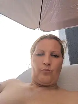 Divineblond online show from June 5, 12:44 pm