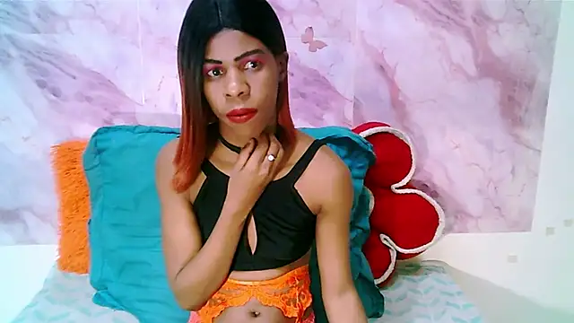 EbonySweetPeach online show from June 20, 5:43 am
