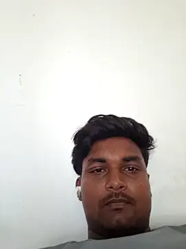 Gujju here online show from June 21, 7:55 am