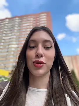 BOOMFOXY online show from May 6, 11:37 am
