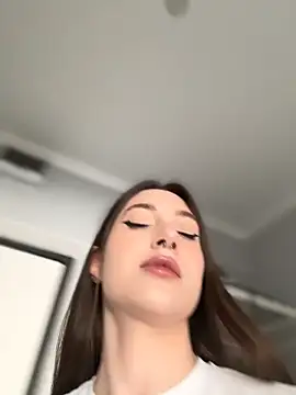 BOOMFOXY online show from May 7, 11:26 am