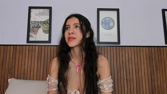 Snapshot of shery_milk chatting on June 28, 12:00 pm shery milk online show from June 28, 12:00 pm