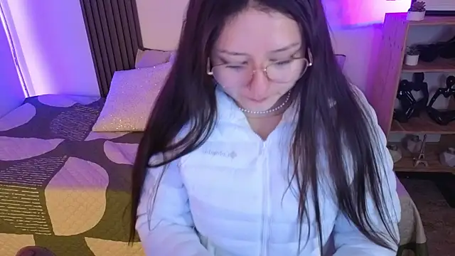 Evelyn Liiss online show from April 23, 12:29 pm