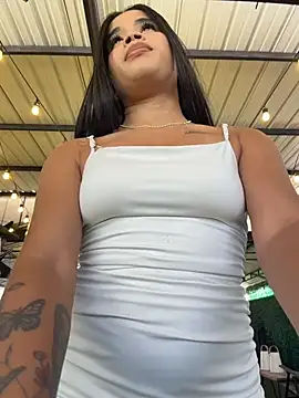Snapshot of EmmaExoticaXXX chatting on July 21, 9:17 pm EmmaExoticaXXX online show from July 21, 9:17 pm