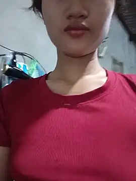 Rosie LoveUU online show from May 18, 10:37 pm
