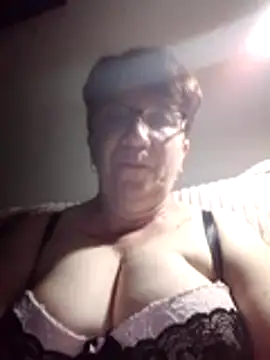 KetQueen101 online show from June 20, 9:06 pm