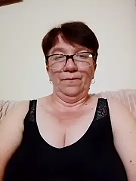 KetQueen101 online show from June 26, 8:35 pm