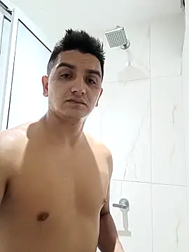 Dante9207 online show from May 8, 9:09 pm