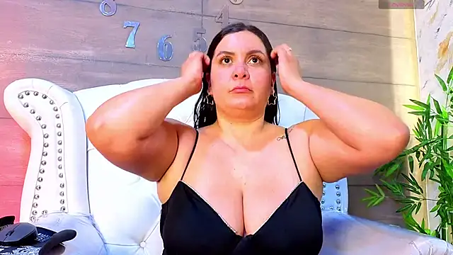 RachelCarlton online show from May 28, 11:46 pm