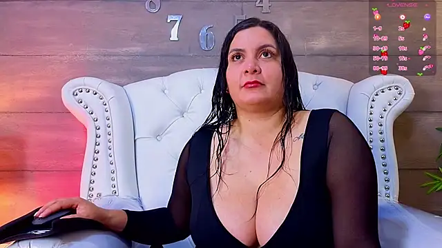 RachelCarlton online show from June 2, 11:45 am
