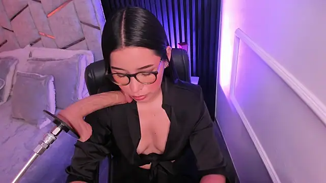 Alessiaspice online show from June 6, 4:28 am
