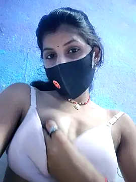 Snapshot of RUHI_1143 chatting on July 31, 7:35 pm RUHI 1143 online show from July 31, 7:35 pm