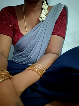 Tamil Hot HoneyBee online show from June 26, 2:43 pm