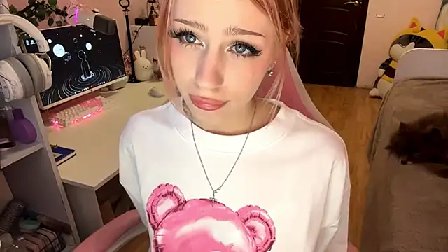 milimoon online show from April 28, 1:04 am