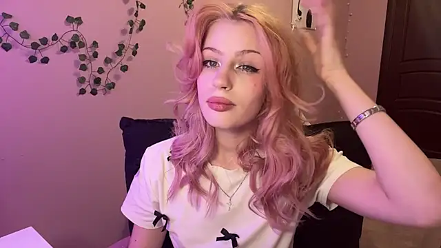 milimoon online show from May 3, 12:44 pm
