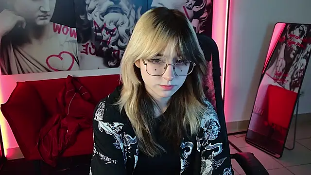 NyxCalderra online show from June 9, 7:03 pm
