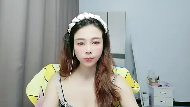 xiaoxiaohong030 online show from June 13, 2:37 pm