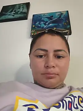 romina23 online show from June 9, 8:20 pm