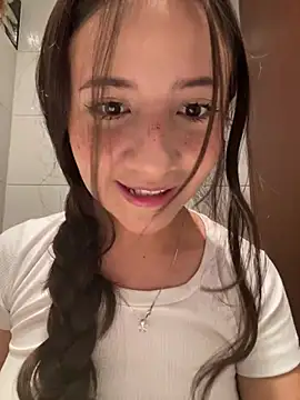 AmyPalacioss online show from May 3, 9:43 pm