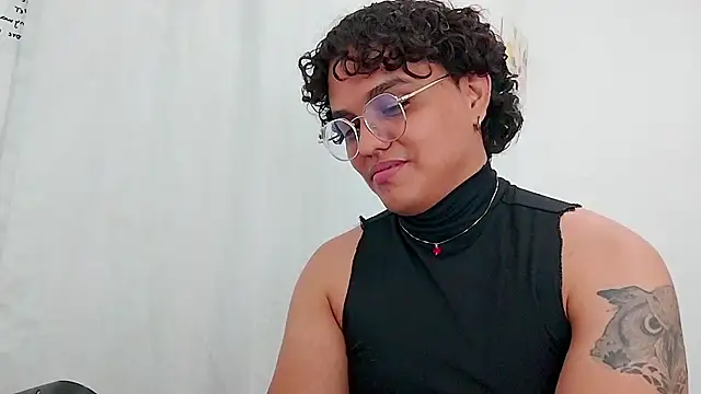Diane exotic online show from April 29, 11:33 pm