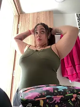 violettmonroe2 online show from April 27, 3:10 pm