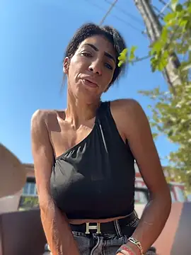 Yasmiinee online show from July 11, 8:50 am