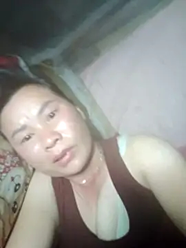 Lella 01 online show from July 7, 1:26 pm