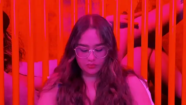 sharaa miller online show from April 28, 12:53 am