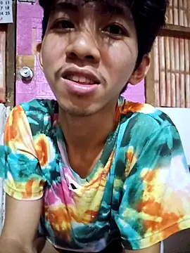 reynaldzzz online show from April 25, 6:38 pm