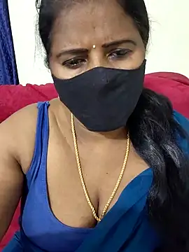 Snapshot of Sunitha-tamilponu chatting on June 19, 4:55 pm Sunitha-tamilponu online show from June 19, 4:55 pm
