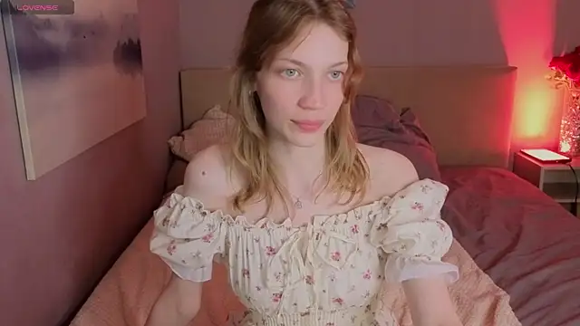 Emily Cartex online show from April 29, 5:55 am