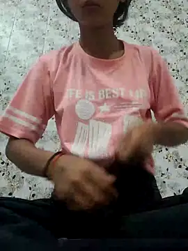 NOOR  MALIKA online show from May 10, 7:46 am