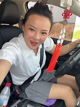Snapshot of Meimei-bb chatting on June 27, 1:43 am Meimei-bb online show from June 27, 1:43 am