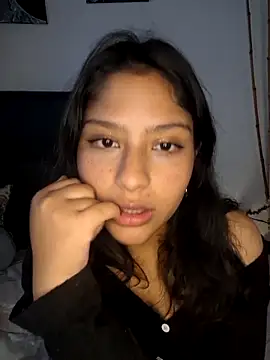 vaioletpoet online show from June 18, 5:39 pm
