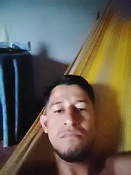 chicolargo17 online show from May 21, 12:23 pm