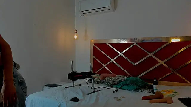 sexx goddess online show from June 26, 1:43 am