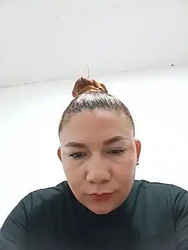 Luna Morch online show from June 10, 11:57 pm