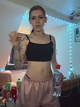 Lina-420 online show from June 2, 5:15 pm