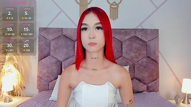  bella rossee  online show from June 10, 8:30 pm
