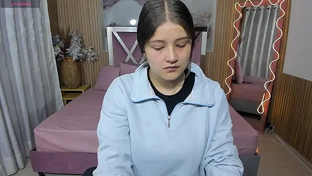 Krysstal tay1 online show from June 16, 11:46 am