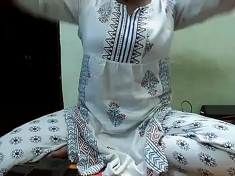 rehana love online show from May 5, 6:32 am
