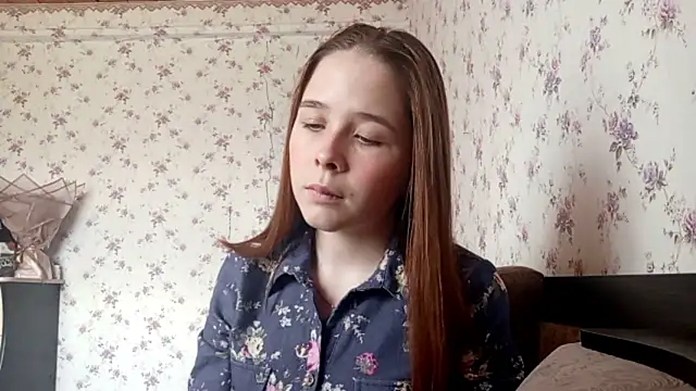 SiennaGlow online show from April 28, 7:13 am